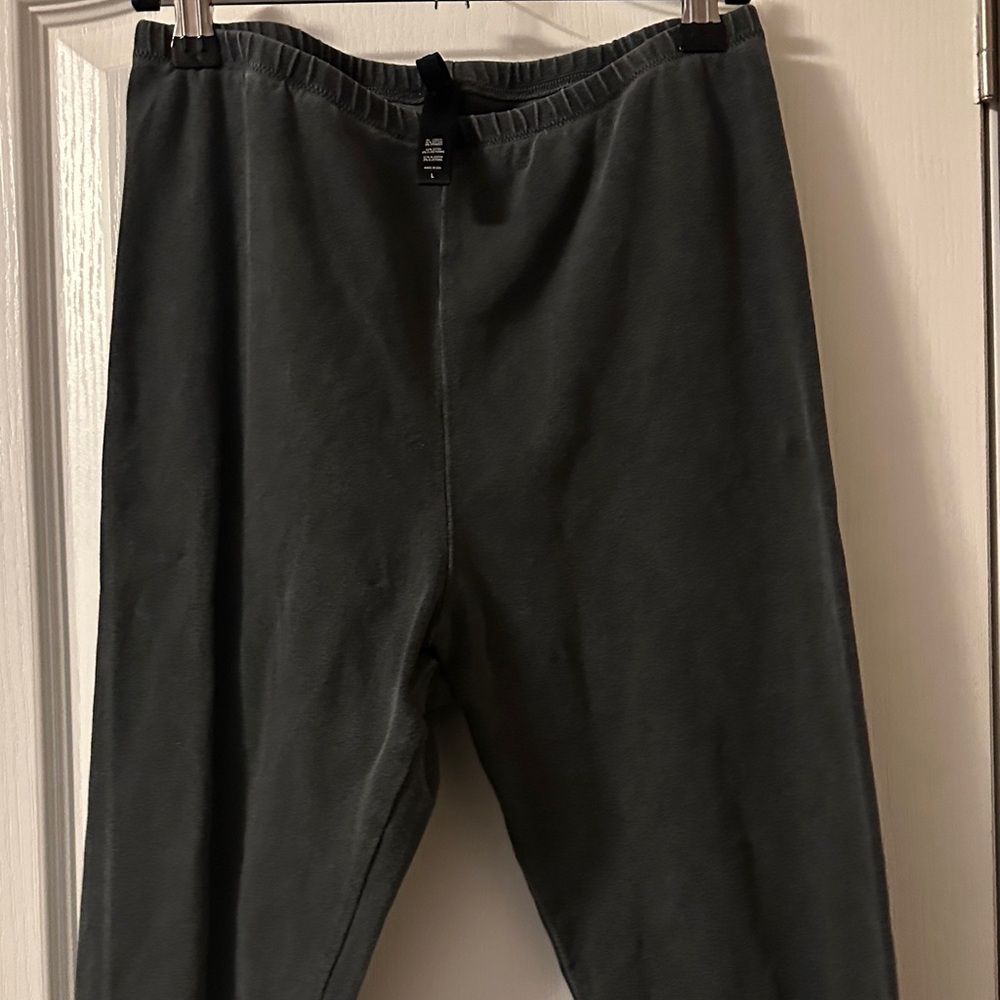 Skims outdoor leggings